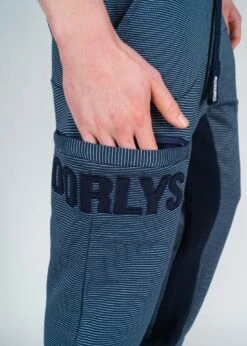 Jogginghose SUNDAG MarineStriped/Navy 23 Jogginghose SUNDAG MarineStriped/Navy -Noorlys 4278cadf586d743d77f027482b46f2eb cddeaba8 debb 4237 bf74 c397cd3c1b06