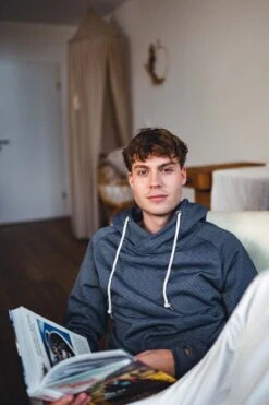 Hoodie COVA MarineStriped -Noorlys 6bf0835ab6caaa63e198a7136bf5c8eb d25f94f7 5440 4948 b3c4 8a6790fc3e45