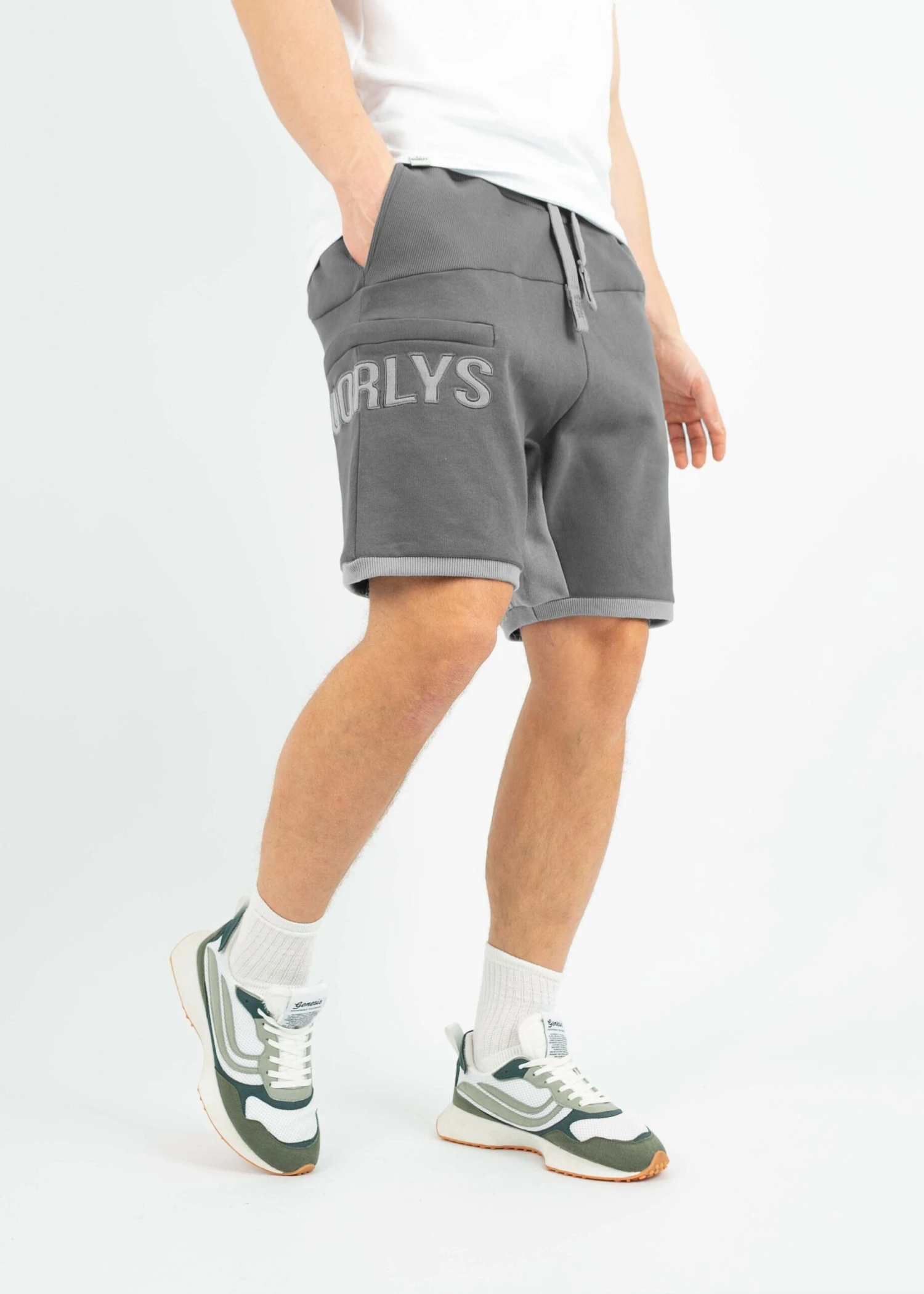 Short SUNDAG SmokedPearl/UltimateGrey 5 Short SUNDAG SmokedPearl/UltimateGrey – Bild 5