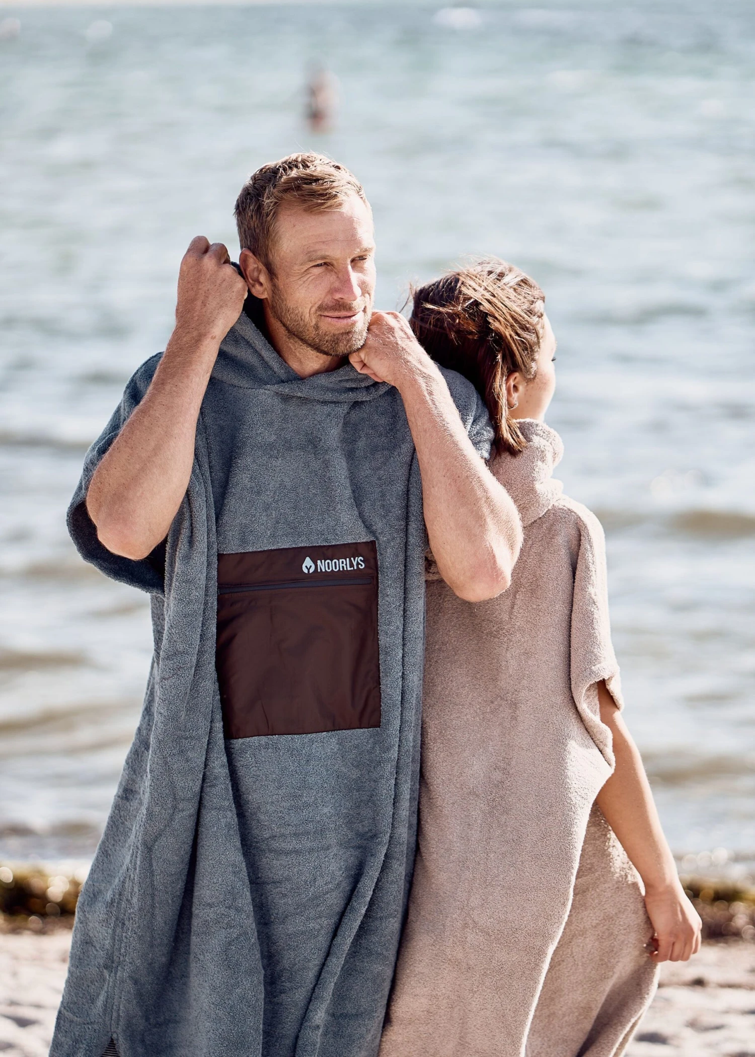 Surf-Poncho MALIA StormyWeather 1 Surf-Poncho MALIA StormyWeather