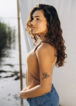 Tanktop EDITHA Biscuit 11 Tanktop EDITHA Biscuit -Noorlys bio maenner frauen strand nachhaltig faire sommer mode bio 121