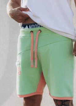 Short SUNDAG SharpGreen/FlamingoPink 8 Short SUNDAG SharpGreen/FlamingoPink -Noorlys bio maenner frauen strand nachhaltig faire sommer mode bio 57