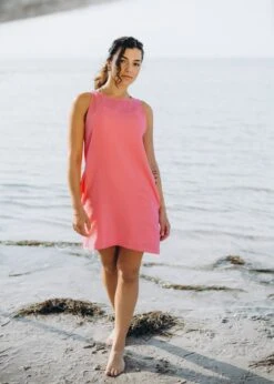 Musselin-Kleid HERMOSA FlamingoPink -Noorlys bio maenner frauen strand nachhaltig faire sommer mode bio 65