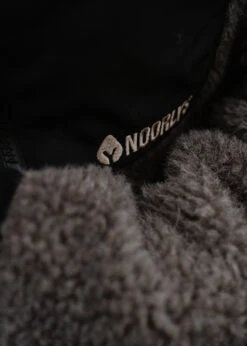 Woll-Jacke BERSCHEN Braun 16 Woll-Jacke BERSCHEN Braun -Noorlys cold curvy grosse groessen winter nachhaltig fair produziert warm kuschlig boxershorts winter schoen 26 57f43641 5ff9 424e 876f d519fb3bd49c