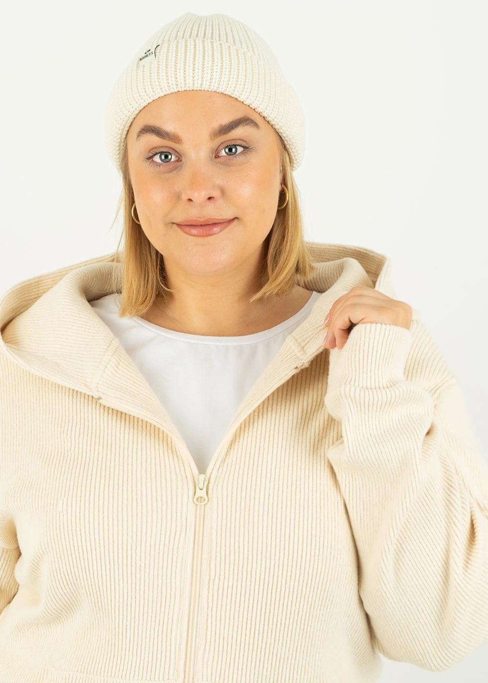 Wollmütze LUAN Wollweiß 3 Wollmütze LUAN Wollweiß – Bild 3