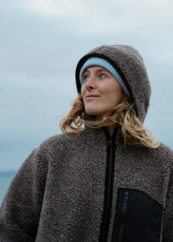 Woll-Jacke BERSCHEN Braun 12 Woll-Jacke BERSCHEN Braun -Noorlys cold curvy grosse groessen winter nachhaltig fair produziert warm kuschlig boxershorts winter schoen 27 a70b7721 bb79 4b21 9eb7 c44d1fbb62b7