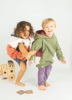 Hoodie TÜÜG GreyStone -Noorlys cold kids winter nachhaltig fair produziert warm kuschlig boxershorts winter schoen 13