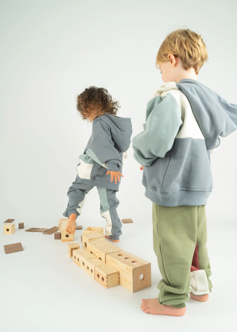 Hoodie TÜÜG StormyWeather 4 Hoodie TÜÜG StormyWeather – Bild 4