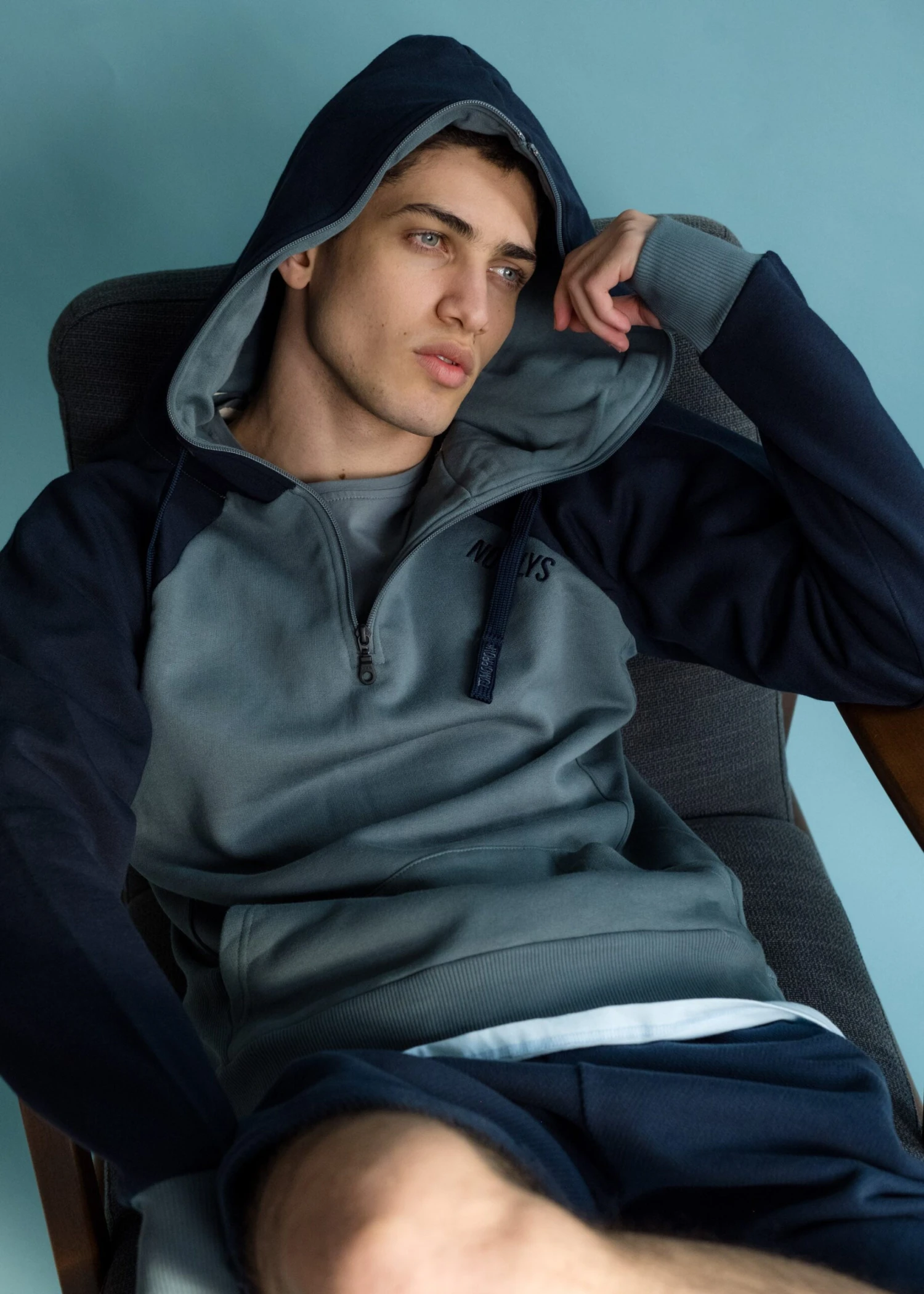 Hoodie AX-1 StormyWeather 2 Hoodie AX-1 StormyWeather – Bild 2