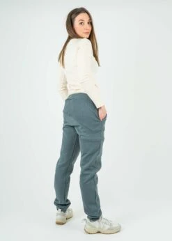 Jogginghose STIEFBUCK StormyWeather 27 Jogginghose STIEFBUCK StormyWeather -Noorlys frauen bio baumwolle nachhaltig fair produziert mode frauen jogger hoodie gemuetlich leicht stiefbuck sommer new women pants stormyweather