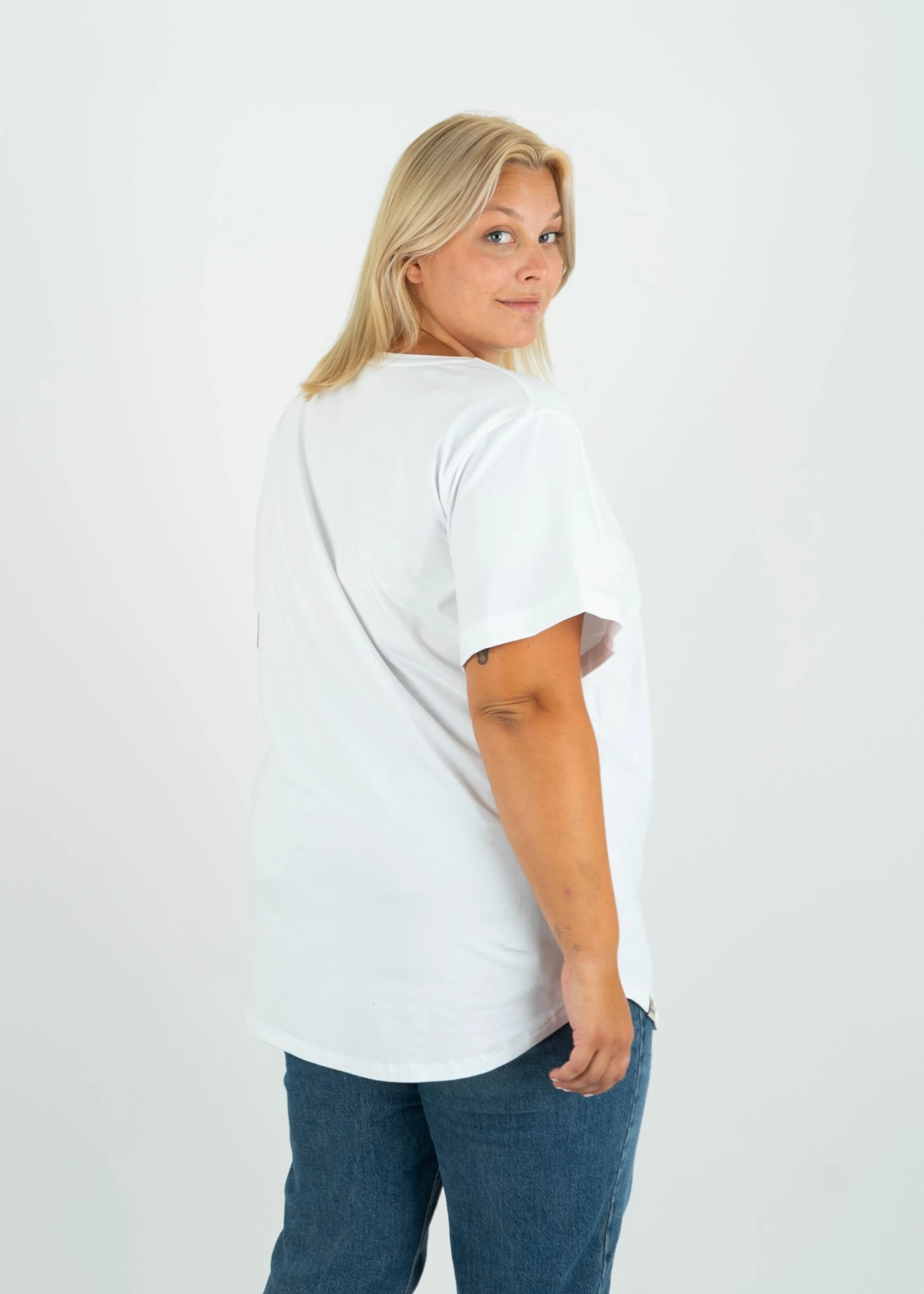 T-Shirt SCHIER White 5 T-Shirt SCHIER White – Bild 5