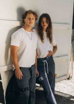 T-Shirt JOHANN White 24 T-Shirt JOHANN White -Noorlys gemuetlich bio baumwolle hoodie nachhaltig fair produziert mode neu 21