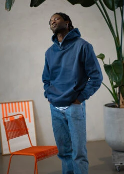 Basic-Hoodie MIKA Navy 11 Basic-Hoodie MIKA Navy -Noorlys heavy sweat new nachhaltig fair produziert warm kuschlig schoen 324 3eed146d 0a27 4ed0 a8f4 689da9f6c95a