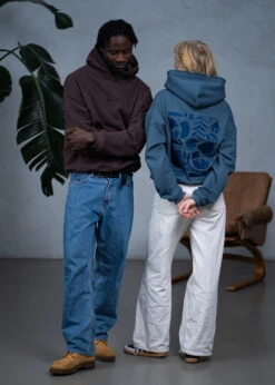 Heavy-Sweat Hoodie PUNDIG SealBrown 20 Heavy-Sweat Hoodie PUNDIG SealBrown -Noorlys heavy sweat new nachhaltig fair produziert warm kuschlig schoen 63