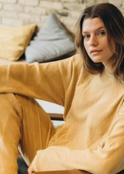 Sweater JENTE Curry 16 Sweater JENTE Curry -Noorlys herren damen winter nachhaltig fair produziert warm kuschlig boxershorts winter cool schoen 8