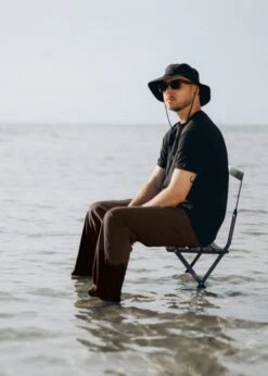 Relaxed-Pant RULLEN SealBrown 13 Relaxed-Pant RULLEN SealBrown -Noorlys hosen bio sommer maenner strand nachhaltig faire mode bio