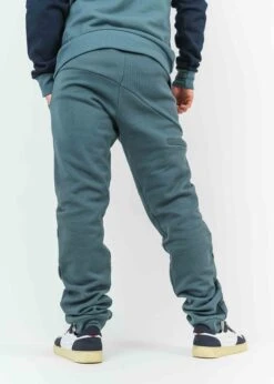 Jogginghose STIEFBUCK StormyWeather 20 Jogginghose STIEFBUCK StormyWeather -Noorlys jogger hoodie fair produziert mann bio nachhaltig men sommer hose mode fashion noorlys baumwolle