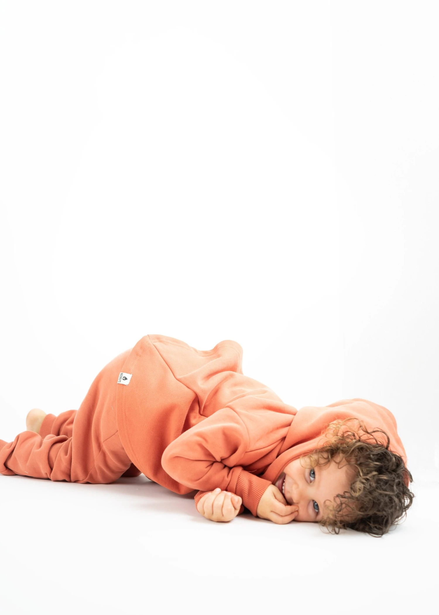 GOTS-Hoodie VINGER Bruschetta 13 GOTS-Hoodie VINGER Bruschetta – Bild 13