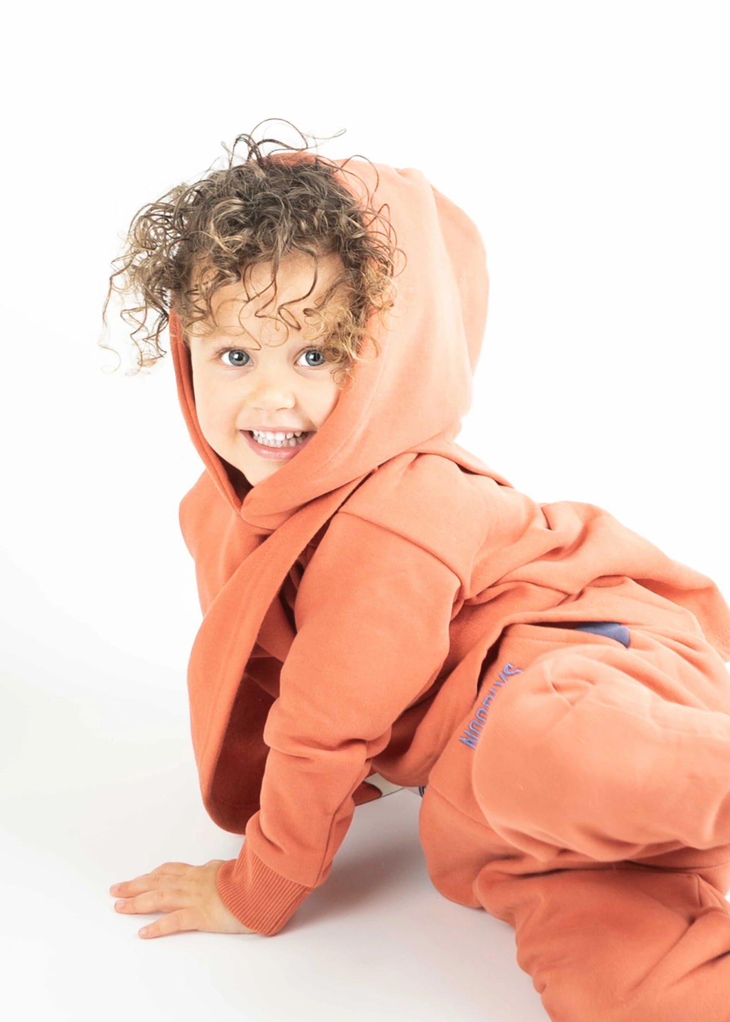 GOTS-Hoodie VINGER Bruschetta 5 GOTS-Hoodie VINGER Bruschetta – Bild 5