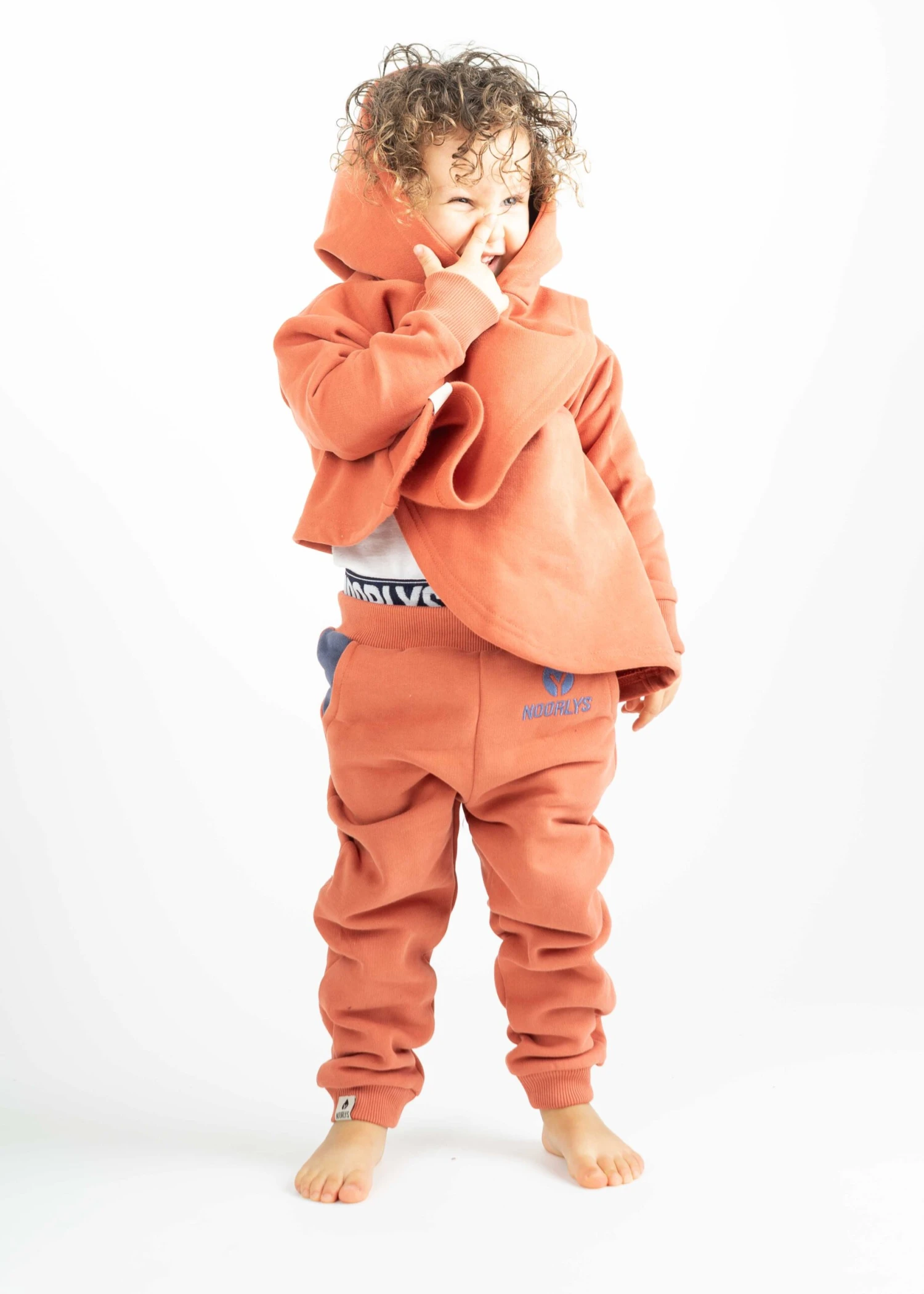 GOTS-Hoodie VINGER Bruschetta 2 GOTS-Hoodie VINGER Bruschetta – Bild 2