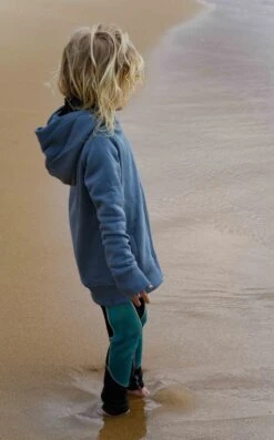 GOTS-Sweatjacke BUUG StormyWeather 11 GOTS-Sweatjacke BUUG StormyWeather -Noorlys kinder bekleidung sweatjacke fair produziert noorlys hautfreundlich blau gots