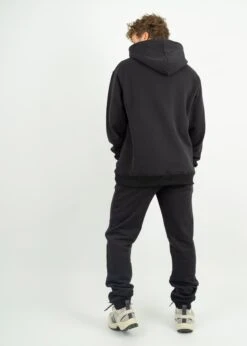 Bündel Hoodie MIKA & Jogginghose MOMME Black 11 Bündel Hoodie MIKA & Jogginghose MOMME Black -Noorlys maenner buendel nachhaltig fair produziert warm kuschlig muetze winter cool 37