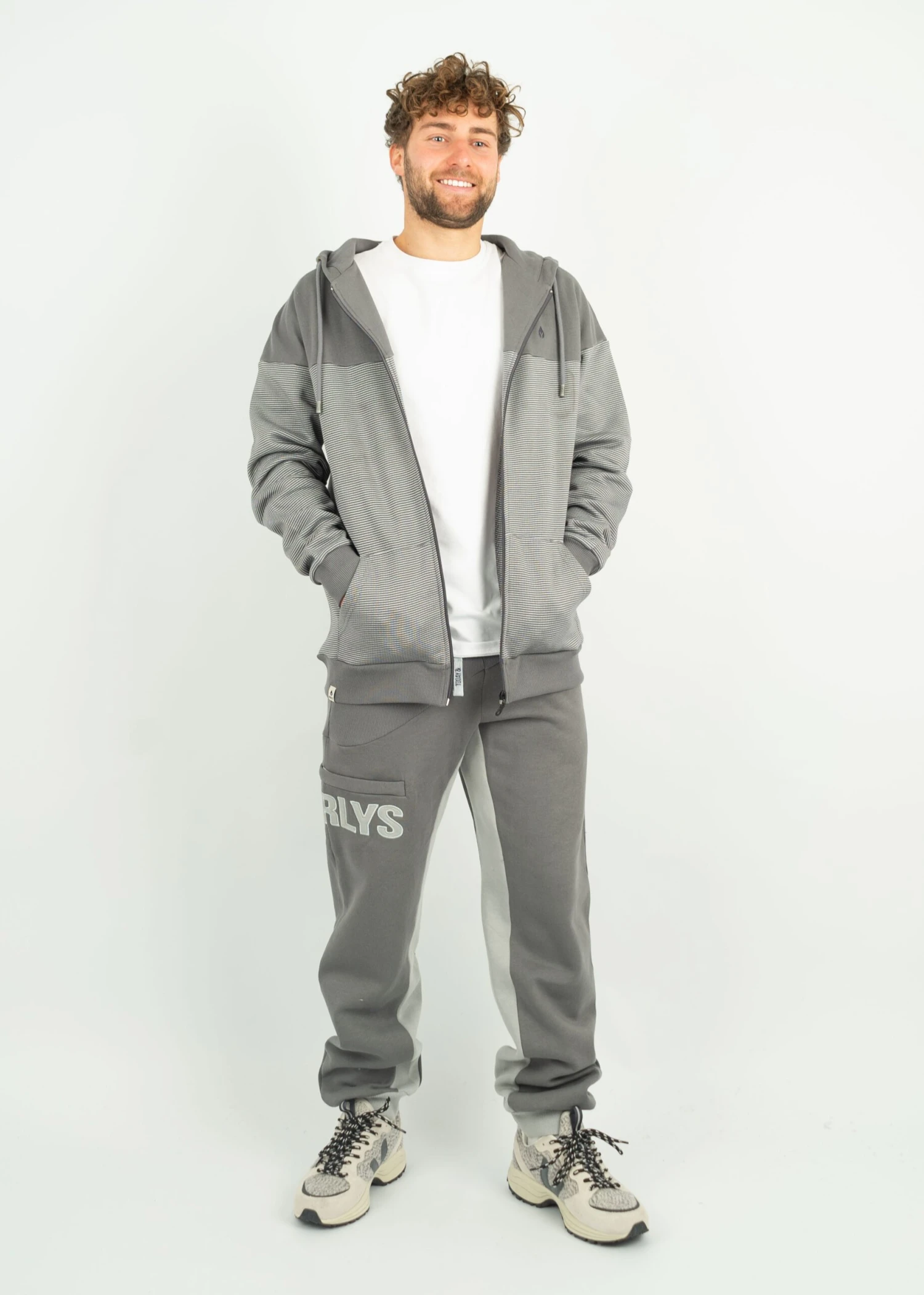 Jogginghose SUNDAG SmokedPearl/UltimateGrey 2 Jogginghose SUNDAG SmokedPearl/UltimateGrey – Bild 2