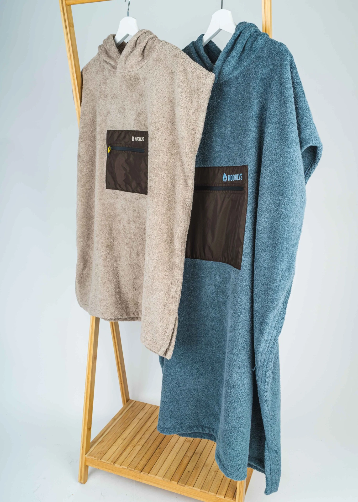 Kinder-Surf-Poncho MALIA SimplyTaupe 11 Kinder-Surf-Poncho MALIA SimplyTaupe – Bild 11