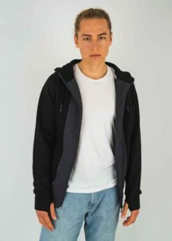 Sweatjacke STRIPPEN Black 36 Sweatjacke STRIPPEN Black -Noorlys nachhaltig bio baumwolle fair produziert men unisex women kuschlig warm weich gemuetlich strippen black anthracite 2