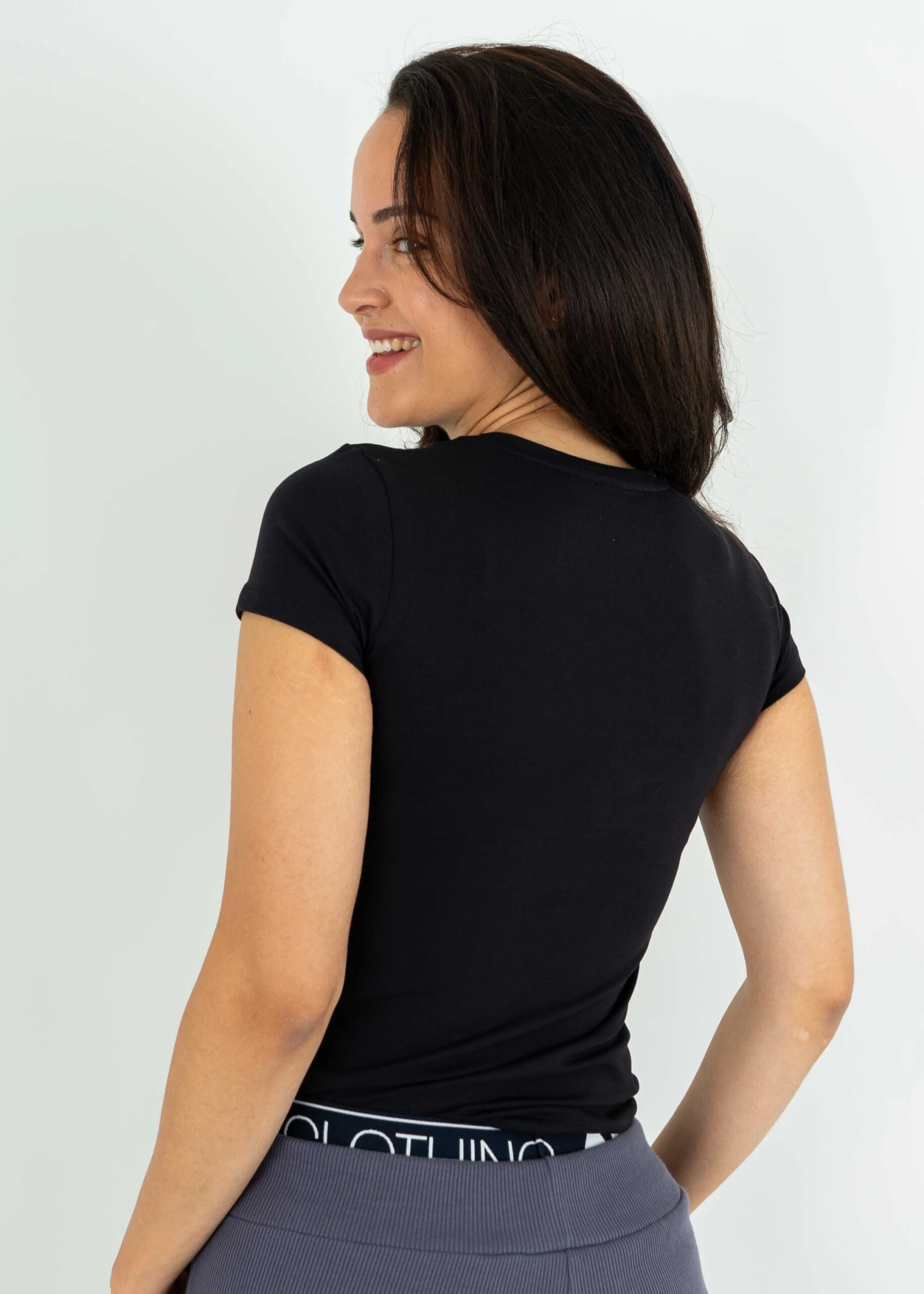 T-Shirt LINDA Black 5 T-Shirt LINDA Black – Bild 5