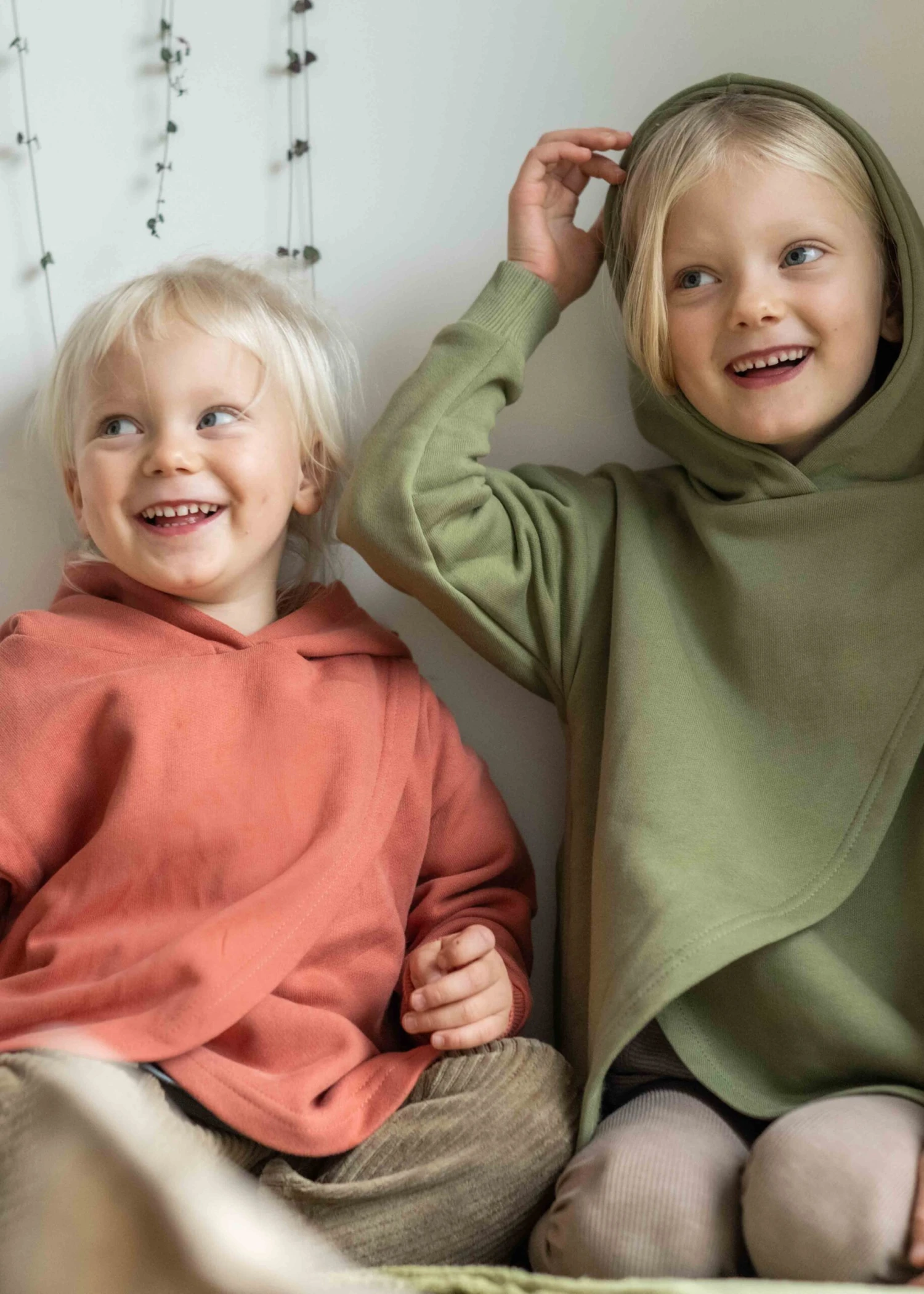 GOTS-Hoodie VINGER Bruschetta 4 GOTS-Hoodie VINGER Bruschetta – Bild 4