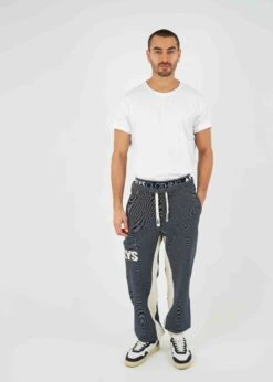 Bündel T-Shirt JOHANN & Jogginghose SUNDAG