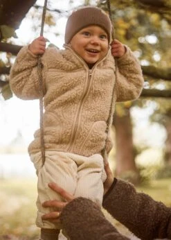 Woll-Jacke BÄRLI Natur -Noorlys nachhaltig boi fair produziert kuschleig kids mann frau laessig 5