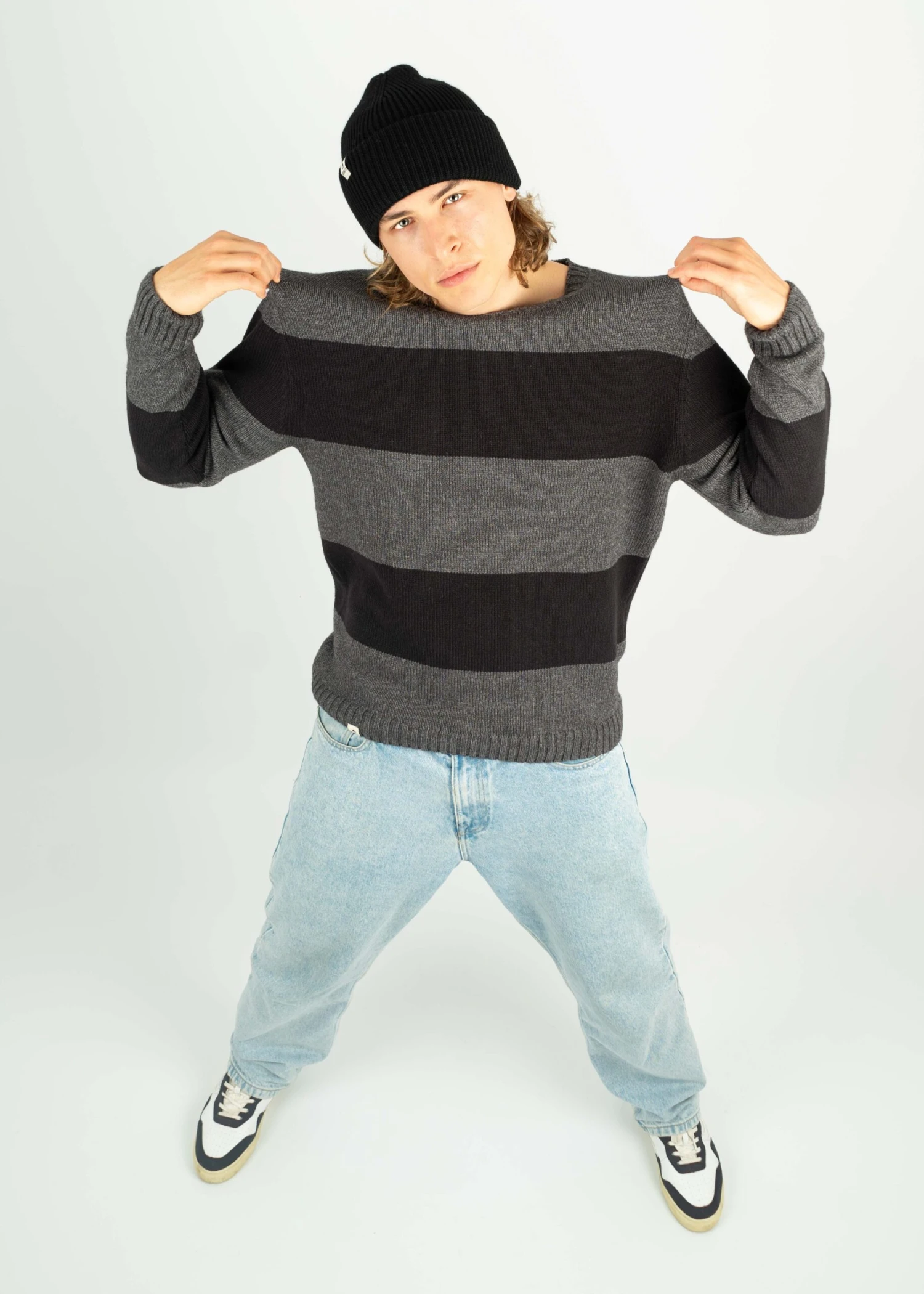 Strickpullover RIFFELT AnthraciteBlackStriped 8 Strickpullover RIFFELT AnthraciteBlackStriped – Bild 8