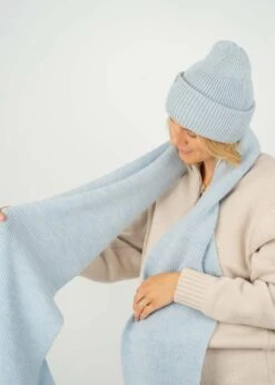 Wollmütze KARLI HellBlau 9 Wollmütze KARLI HellBlau -Noorlys nachhaltig fair produziert warm kuschlig muetze handschuhe beanie 34