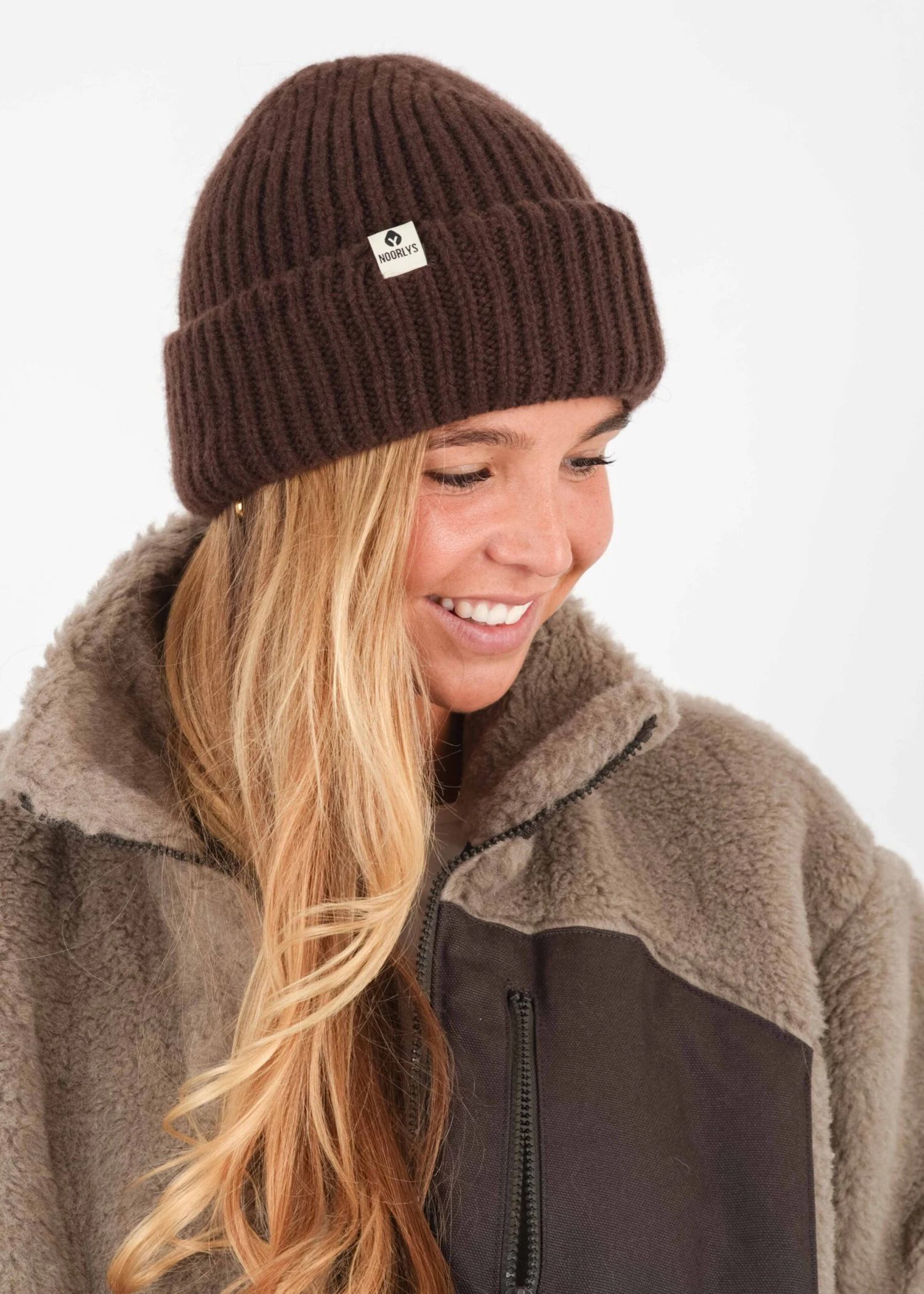 Kaschmirmütze ALMA Walnuss 7 Kaschmirmütze ALMA Walnuss – Bild 7
