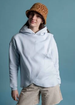 Hoodie VINGER IllusionBlue 18 Hoodie VINGER IllusionBlue -Noorlys noorlys herren damen sommer nachhaltig fair produziert warm kuschlig cool schoen 131 f9a40e50 f437 4787 a1b1 a7caf183ba30