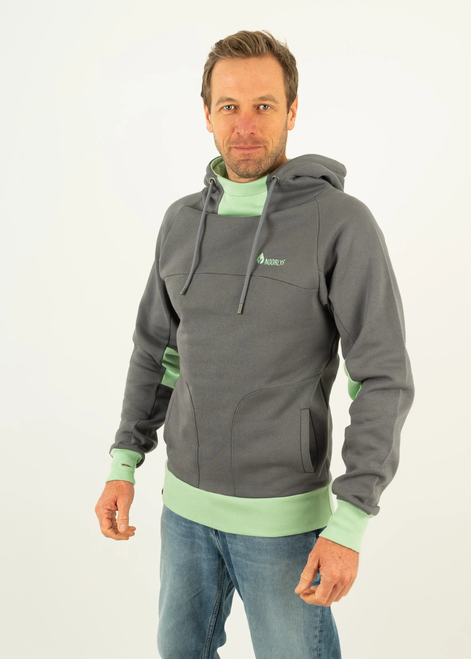 Hoodie STORM SmokedPearl/CameoGreen 5 Hoodie STORM SmokedPearl/CameoGreen – Bild 5