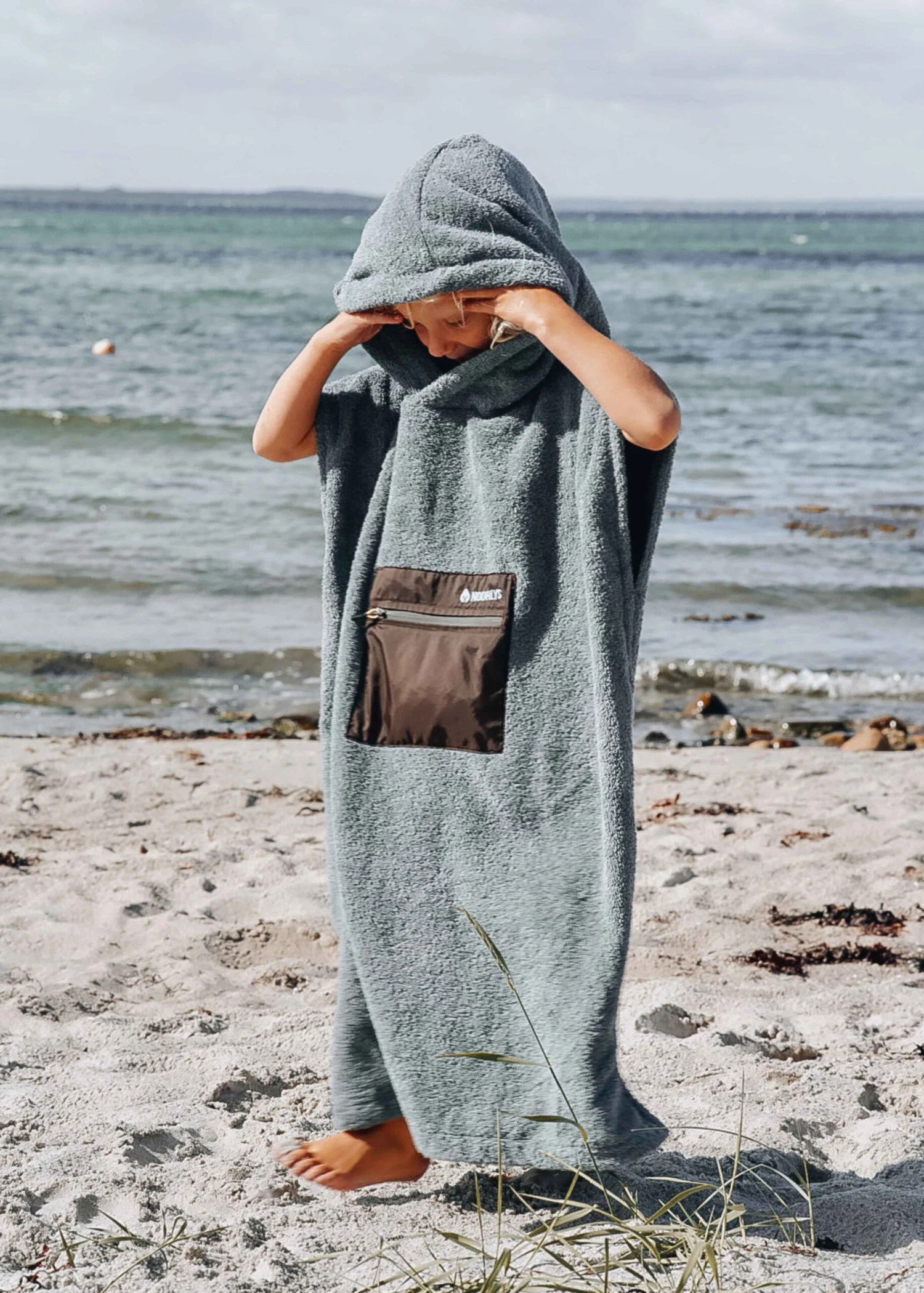 Kinder-Surf-Poncho MALIA StormyWeather 6 Kinder-Surf-Poncho MALIA StormyWeather – Bild 6