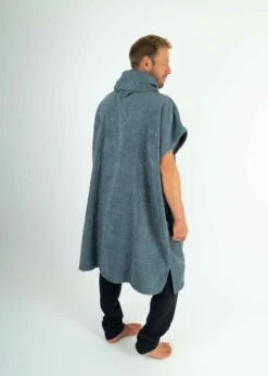 Surf-Poncho MALIA StormyWeather 23 Surf-Poncho MALIA StormyWeather -Noorlys shooting matthias 234 4441020a b64b 4343 b269 6553bd7be35d