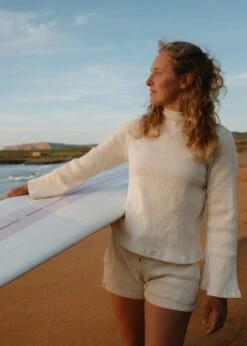 Short MADITA Ecru -Noorlys sommer heavy sweat kollektion nachhaltig faire mode bio materialien summer 66 5d7c9bd7 195b 4c0e a664 479ee1ba201d