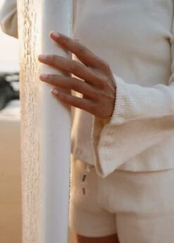 Short MADITA Ecru -Noorlys sommer heavy sweat kollektion nachhaltig faire mode bio materialien summer 72 869c7a95 f21c 410e a31f 4040fca06a1e