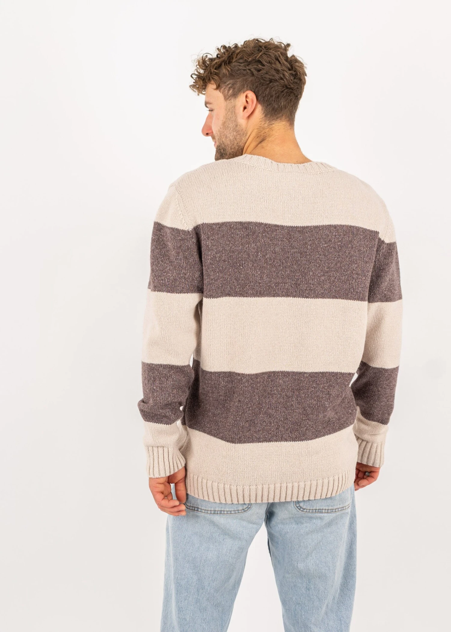 Strickpullover RIFFELT OysterSchokoStriped 6 Strickpullover RIFFELT OysterSchokoStriped – Bild 6