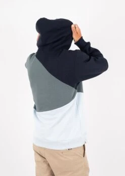 Hoodie DYNAAMIK Navy/StormyWeather/IllusionBlue 11 Hoodie DYNAAMIK Navy/StormyWeather/IllusionBlue -Noorlys sommer sweat nachhaltig faire mode bio materialien summer 4