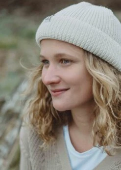 Wollmütze LUAN Wollweiß 12 Wollmütze LUAN Wollweiß -Noorlys summer knit spring bio nachhaltig fair produziert oeko cool schoen men women kleidung fresh neu sommer 15