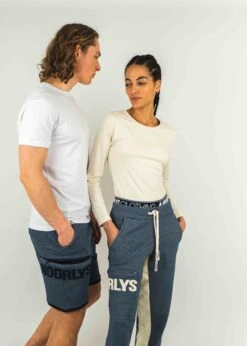 Short SUNDAG MarineStriped/Navy 32 Short SUNDAG MarineStriped/Navy -Noorlys weich kuschlig fair produziert bio baumwolle warm women laessig kollektion new sommer men style 183