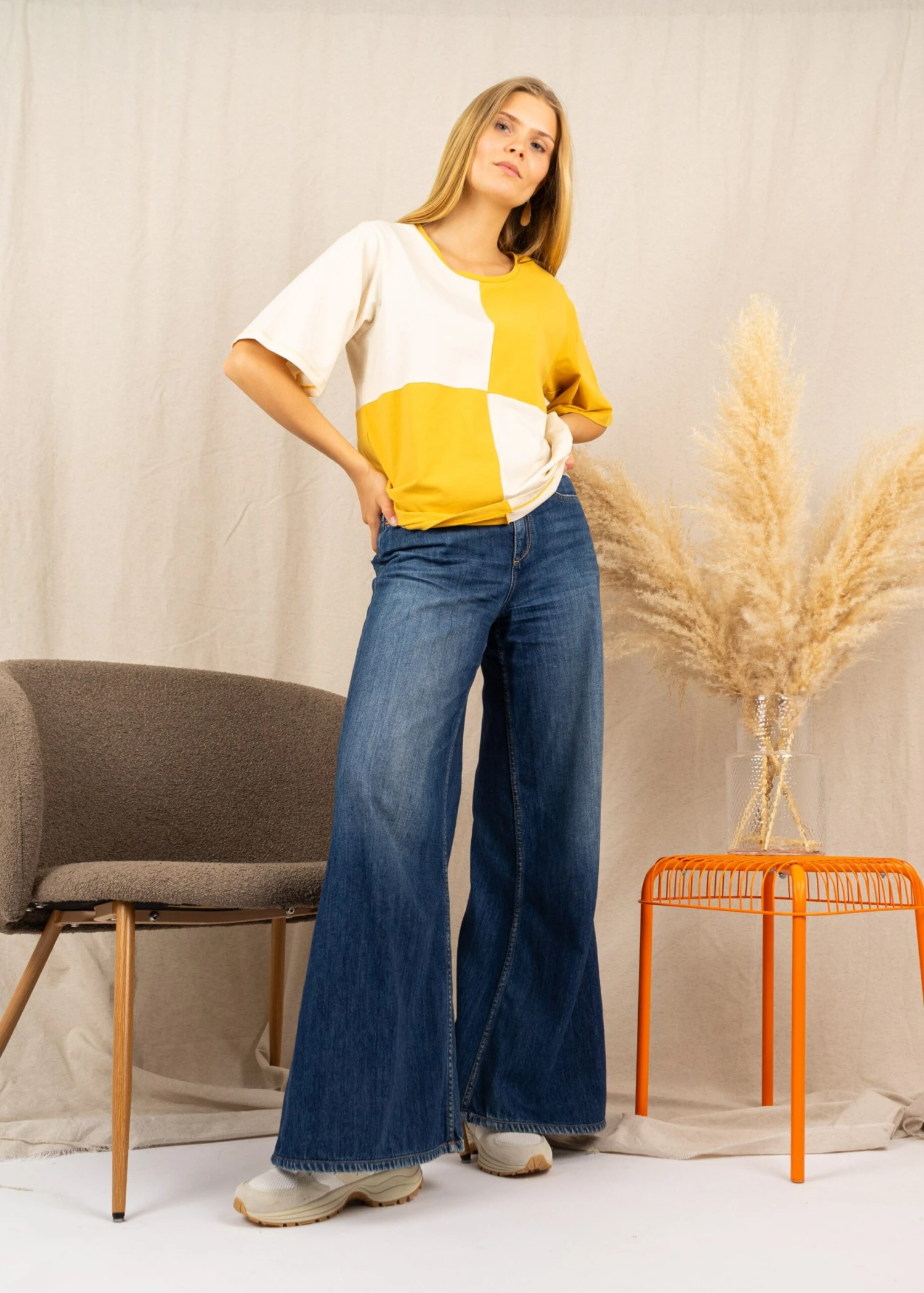 T-Shirt FIERNKANT HoneyGold/PearledIvory 10 T-Shirt FIERNKANT HoneyGold/PearledIvory – Bild 10