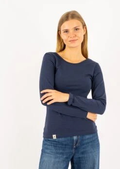 Longsleeve ELISE Navy 10 Longsleeve ELISE Navy -Noorlys winter fair studio cozy schoen nachhaltig faire mode bio summer 9